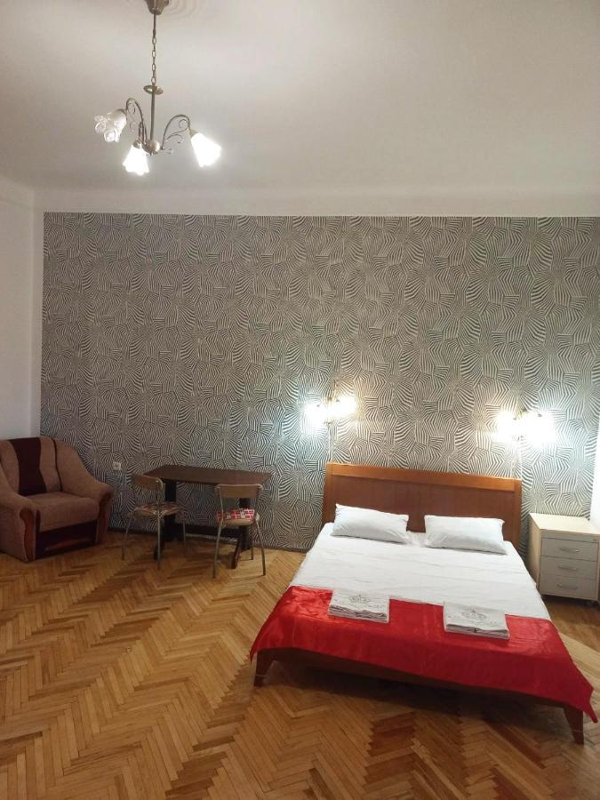 Apartament Of Center Lviv Exterior photo